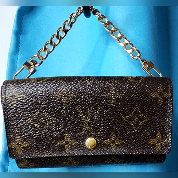 Louis Vuitton Monogram Porte Billet Wallet - Picture 4 of 13